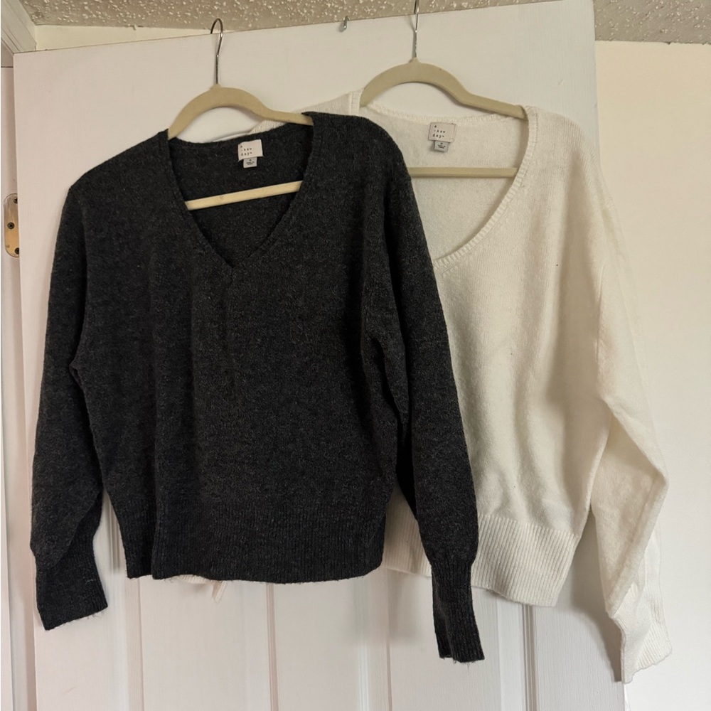 A New Day Women's Cozy Knit V-Neck Pullover Sweaters Cream & Gray